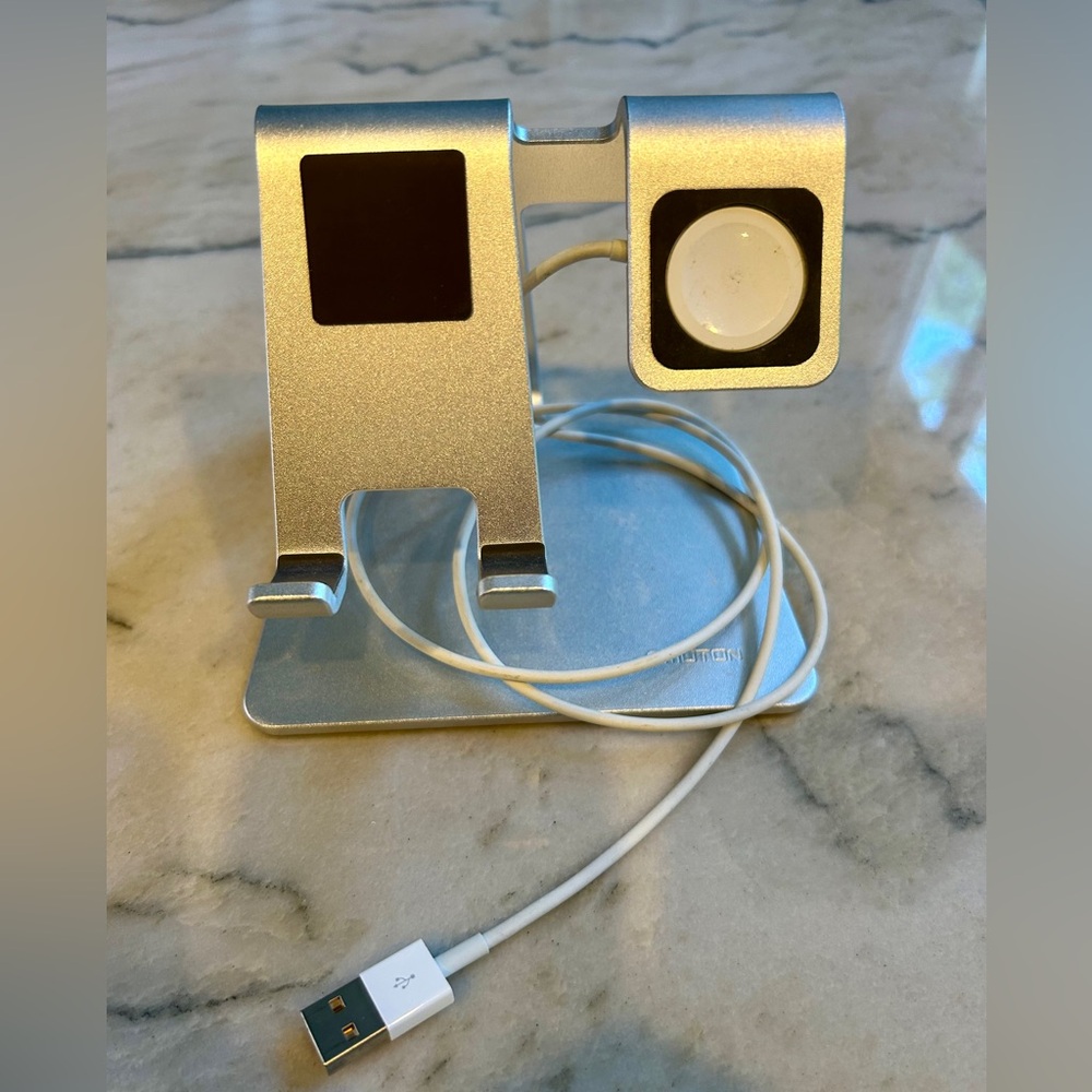 Silver Device Charging Stand with Apple Watch charger & Cable